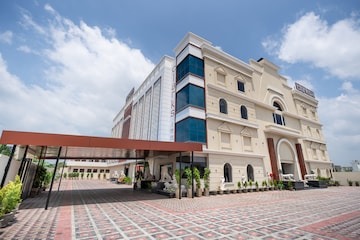 CLARKS INN, BATHINDA